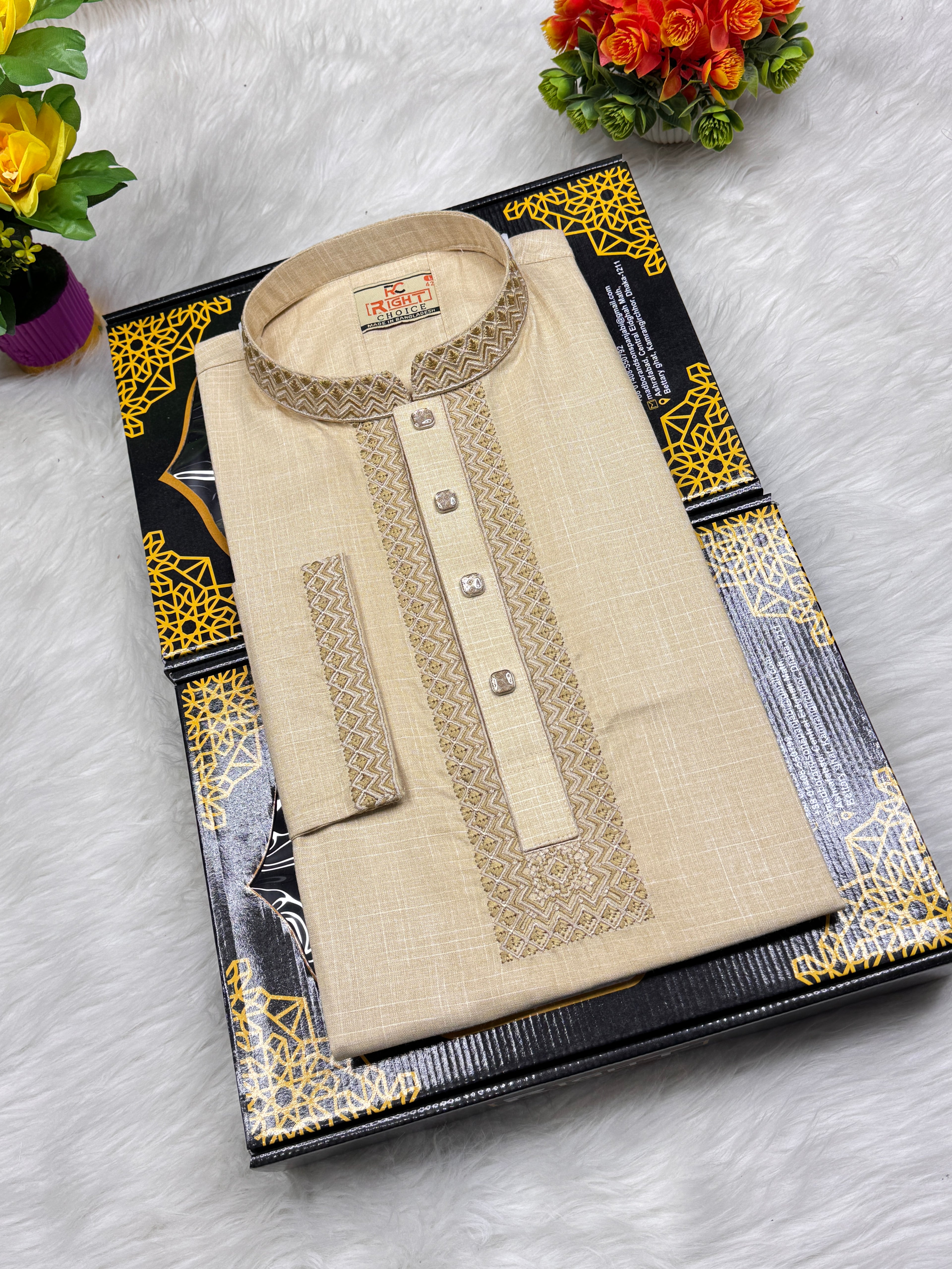 প্রিমিয়াম অরিজিনাল খাদি কটন পাঞ্জাবি -২০২৬ (কোডঃ১০১)